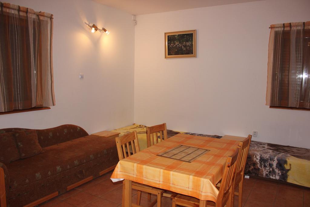 Apartmany Vinné Cameră foto