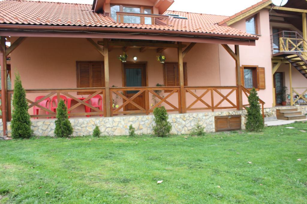 Apartmany Vinné Exterior foto